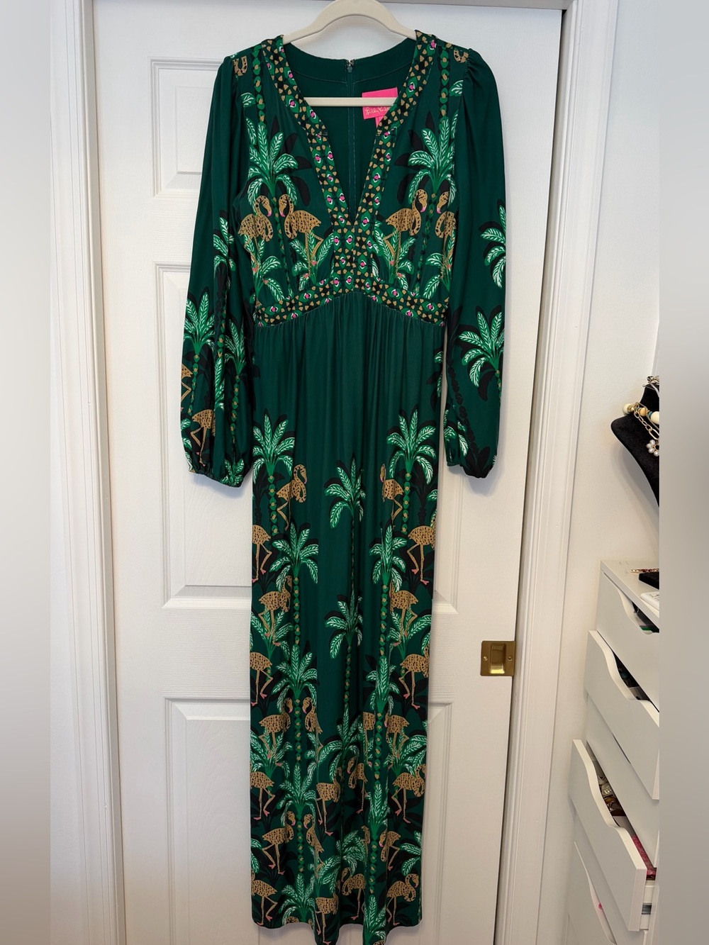 EUC HTF 🦄 Wexlee Evergreen Stir it up Dress Palm-Print Maxi with V Neck. Size 8